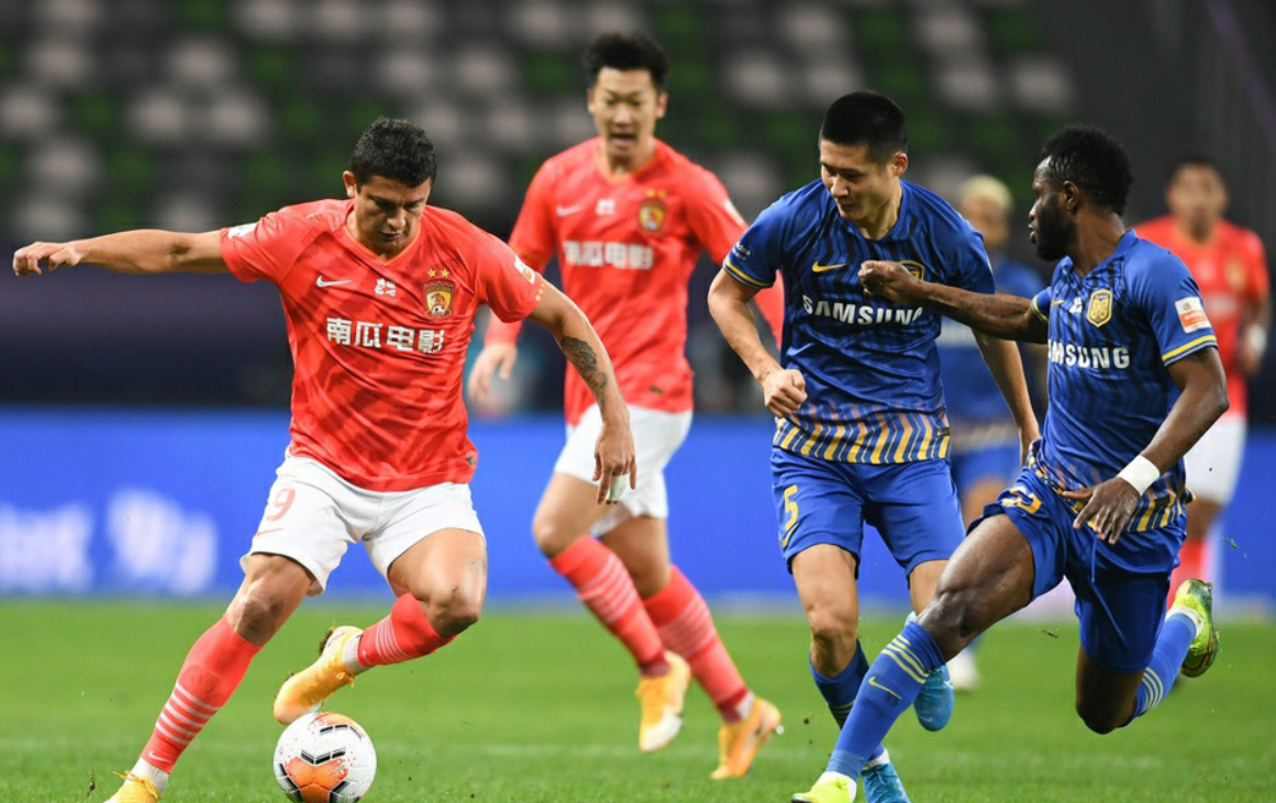 包含尼斯赛前临场应变，志在亚冠名次提升，压力陡增，纪律约束更严格的词条